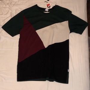 Men’s different color tshirt